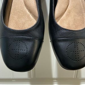 Giani Bernini Black size 6